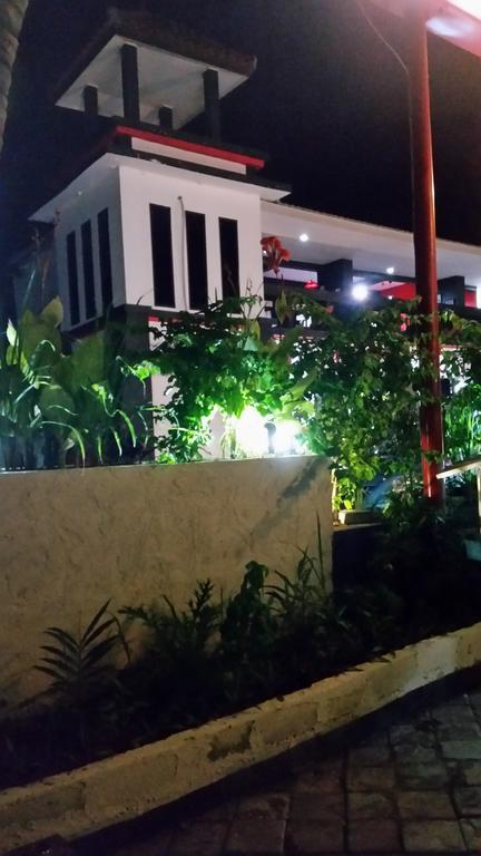 Tempatku Indonesian Restaurant And Rooms Senggigi Zewnętrze zdjęcie